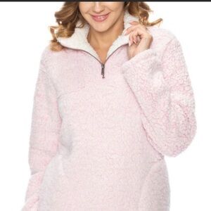 SALE!🔥🔥Pink Fuzzy Pull over